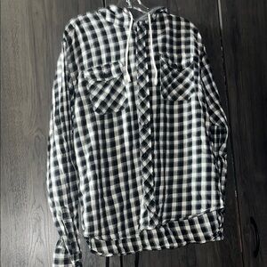 Laser long sleeve black and white shirt with hoodie size XL